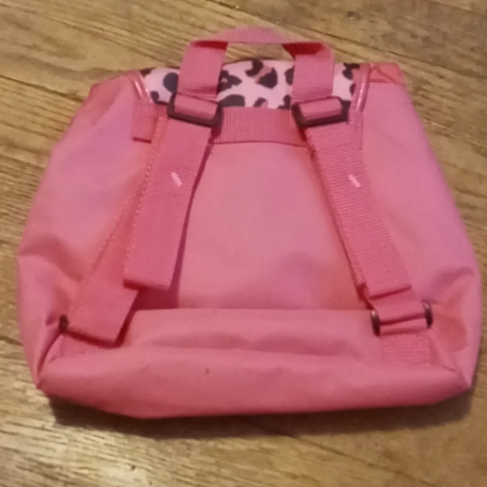 Hello Kitty - Picture 2 of 4